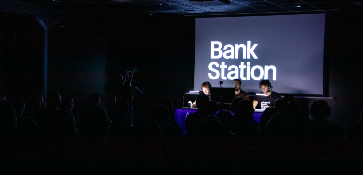 “Bank Station”, sold out il primo live podcast a Bologna