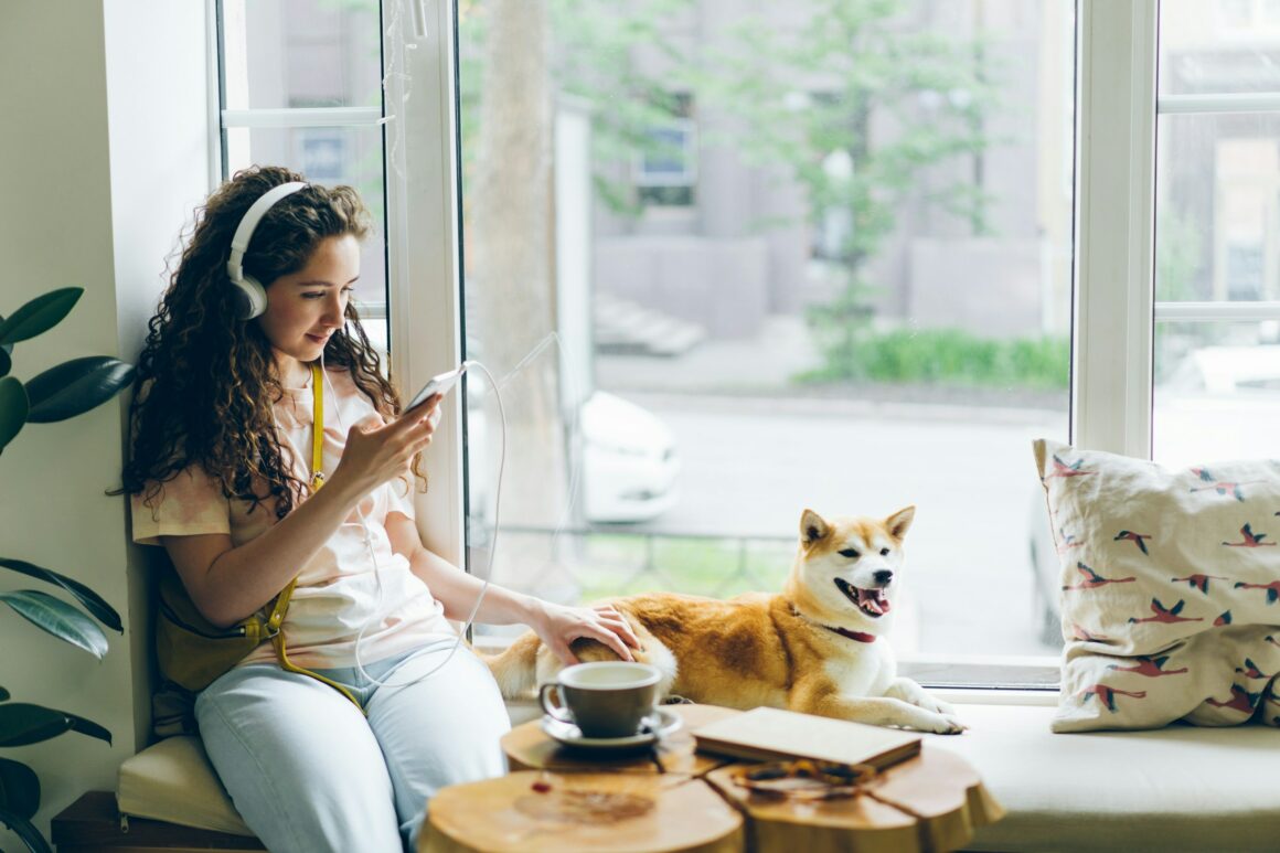 Il primo studio italiano sulla Gen Z e il consumo di podcast e videopodcast
